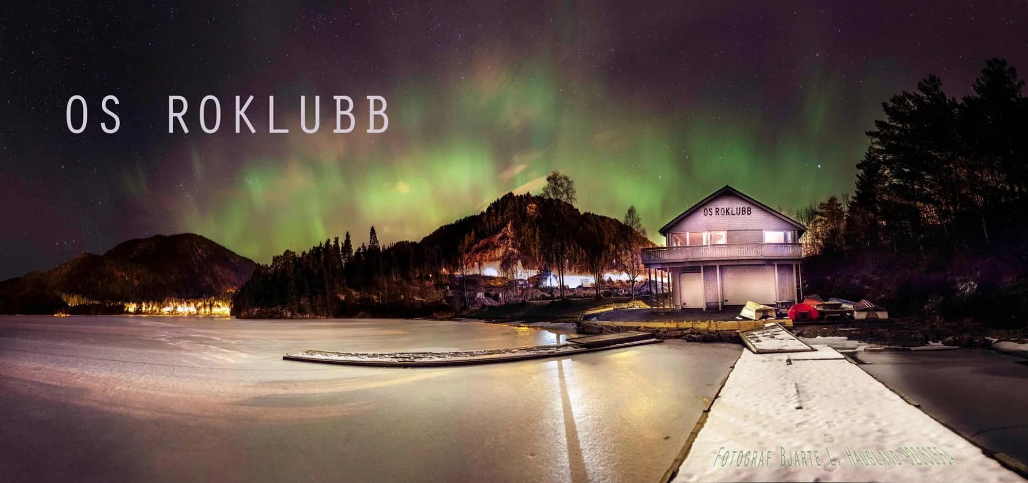 Klubbhuset ved Ulvenvatnet under nordlyset
